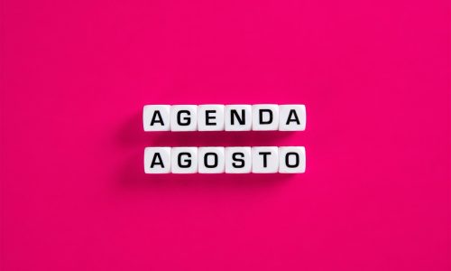 Agenda Agosto en tamaño grande